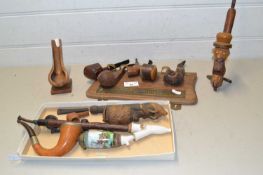 Mixed Lot: Various assorted tobacco pipes