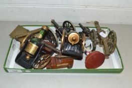 Mixed Lot: Various assorted small model cannons