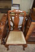 18th Century walnut cabriole legged dining chair