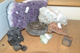 Mixed Lot: Assorted mineral samples