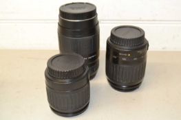 Mixed Lot: Assorted camera lenses to include Cannon