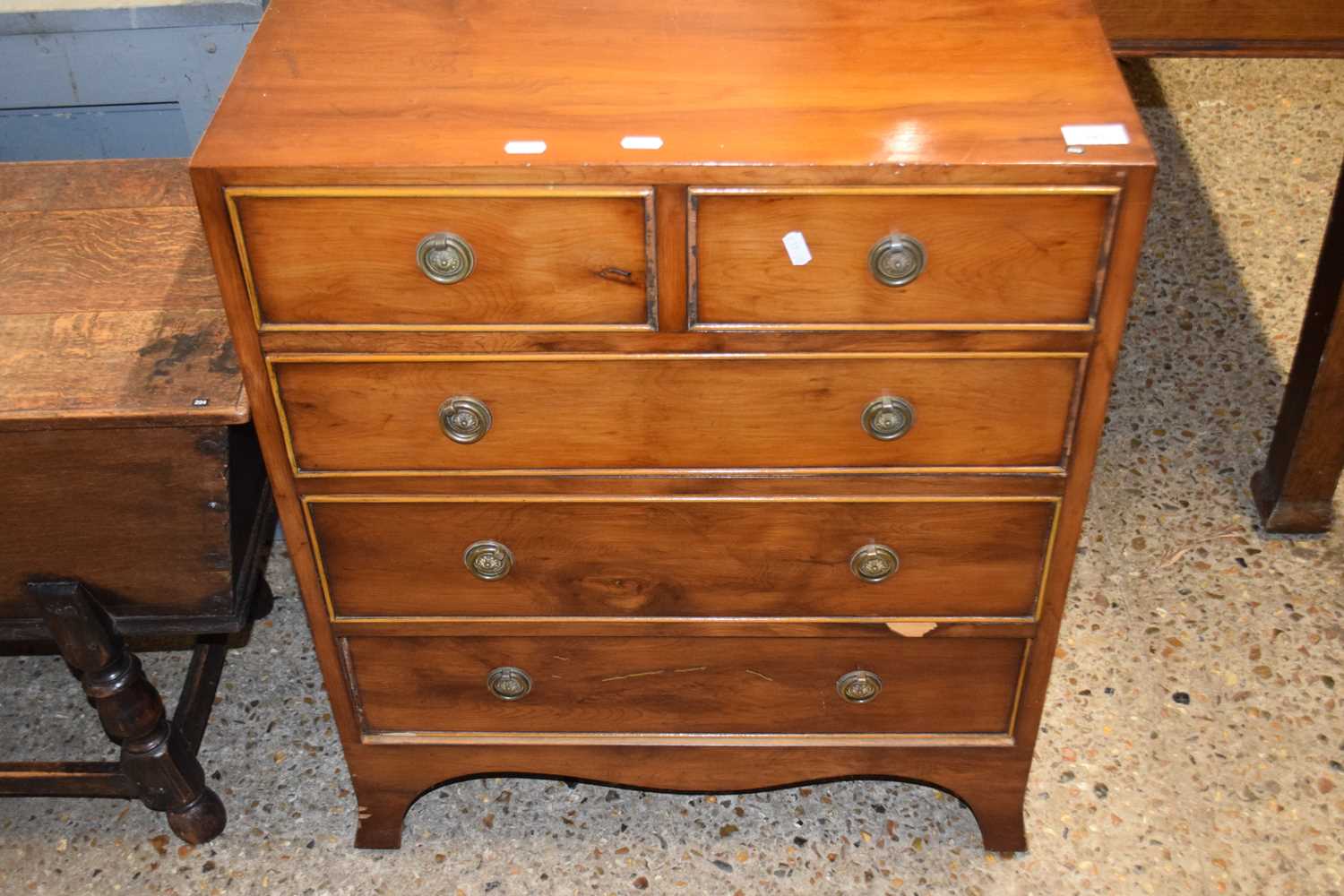 Reproduction yew wood veneered five drawer chest with ringlet handles, 61cm wide