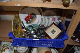 Mixed Lot: Assorted cutlery, toast rack etc