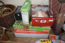 Mixed Lot: Star Wars Deco Light, Ewok crisps, virtual reality headset and other assorted games