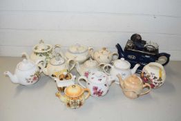Mixed Lot: Various assorted teapots to include Masons and Aga