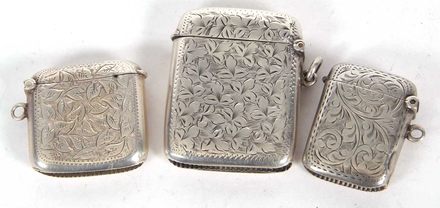 Mixed Lot: Silver vester case of typical form, hallmarked Chester 1903, two smaller vesters, - Image 3 of 6