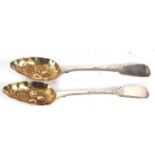 A pair of silver fiddle pattern berry spoons hallmarked London 1822, makers mark for William