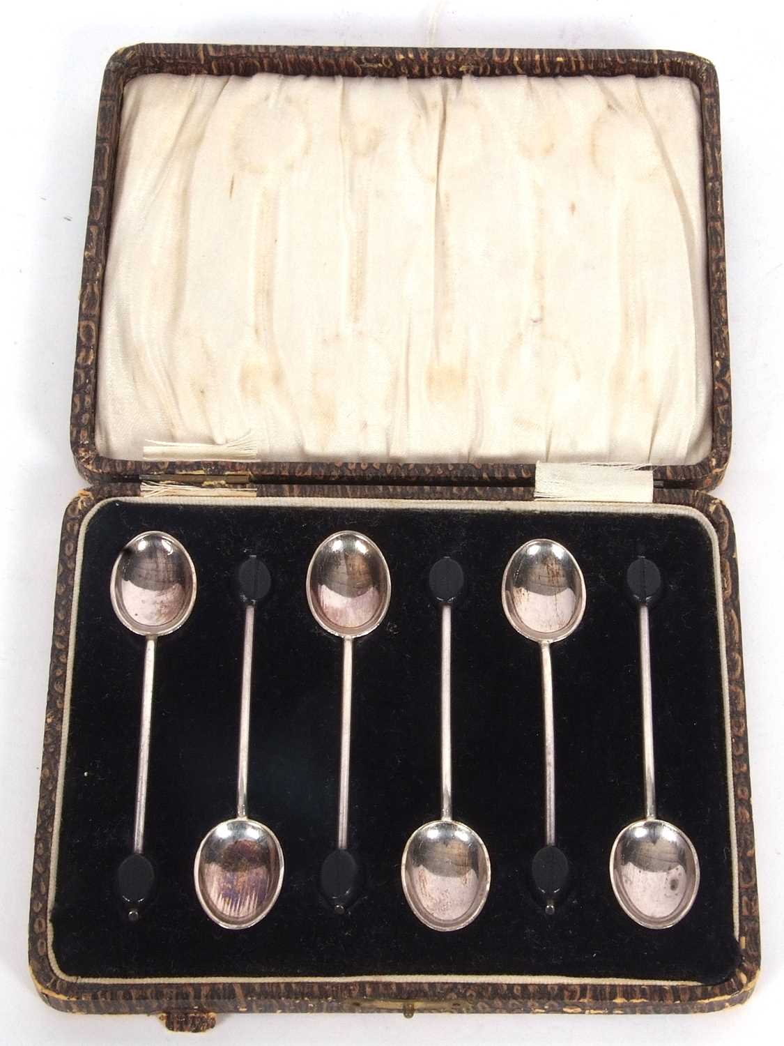 Cased set of six silver plated bean end coffee spoons, circa 1930's