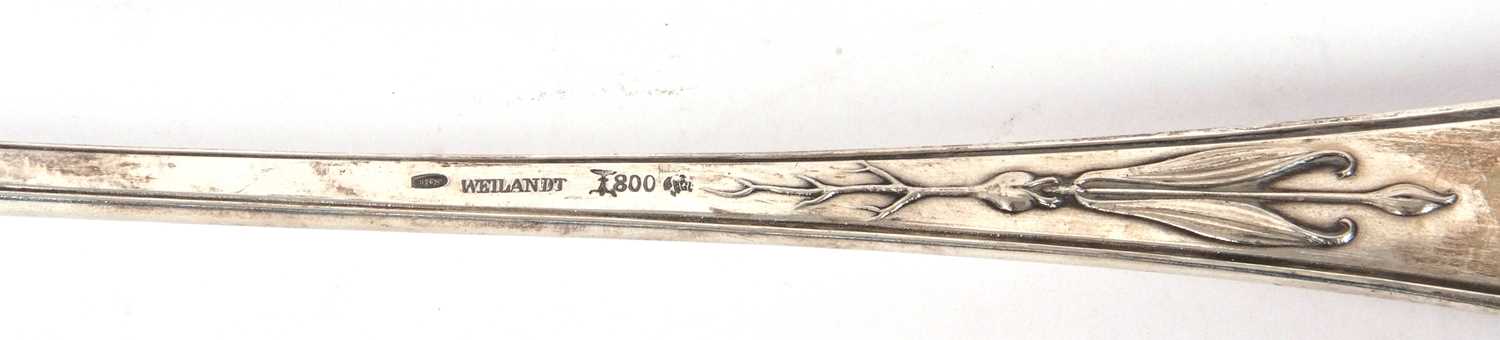 Late 19th/early 20th Century German silver soup or punch ladle in lilly pattern, stamped 'Weilandt - Image 5 of 5