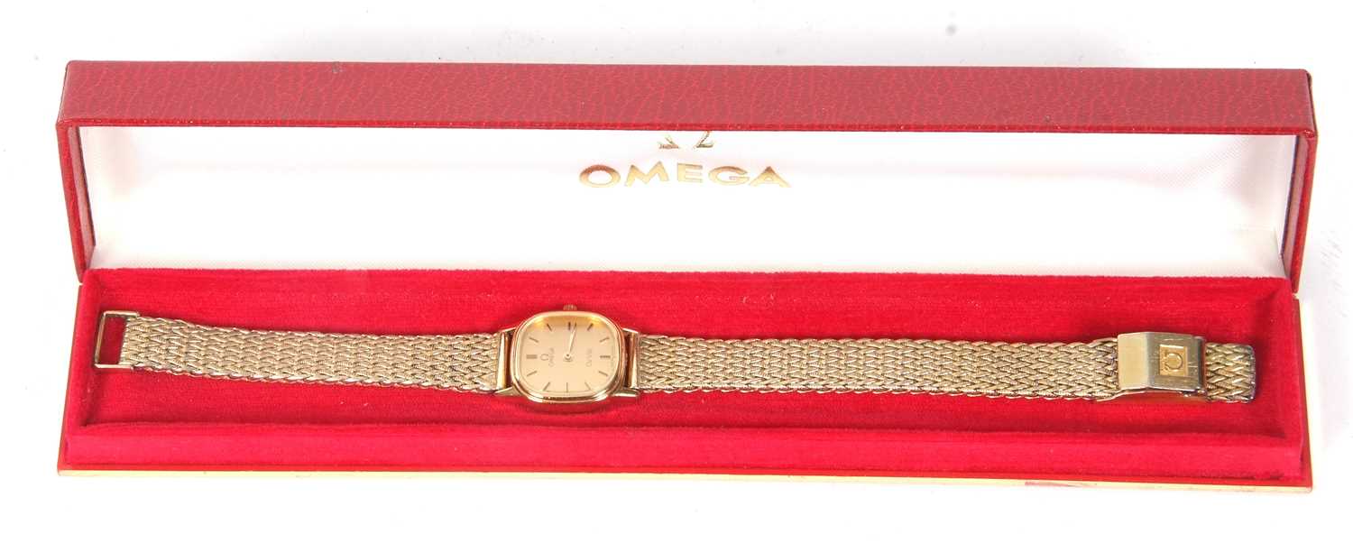A ladies Omega Deville Quartz wristwatch with Omega box - Image 3 of 8