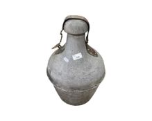 Bulb shaped galvanised can