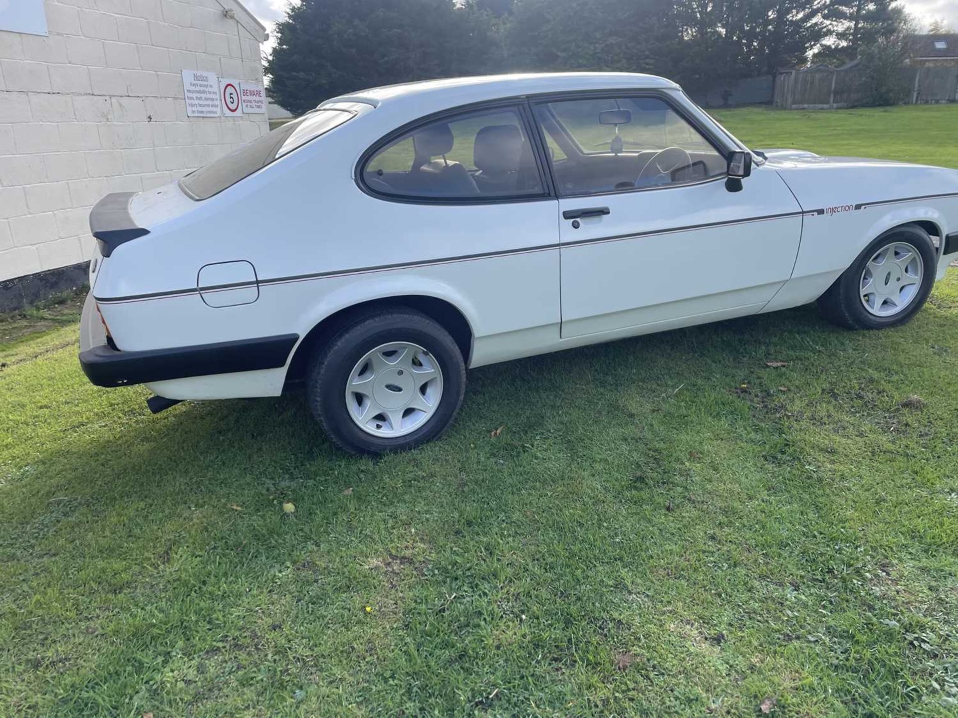 1984 Ford Capri 2.8 Injection - Image 4 of 6