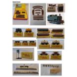 A mixed lot of Triang Railways T/T gauge rolling stock, to include: - T. 32 Island Platform Set in