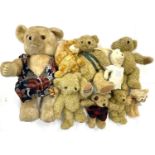 A mixed lot of modern teddy bears, various makers to include: - The Traditional Bear Collection -