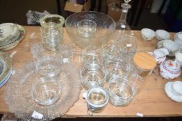 Mixed Lot: Various assorted glass bowls, decanter, serving dishes etc