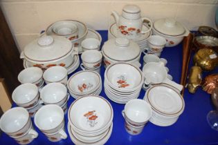Quantity of Royal Doulton Field Flower table wares