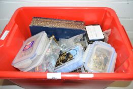 Large box of assorted keys and keyrings