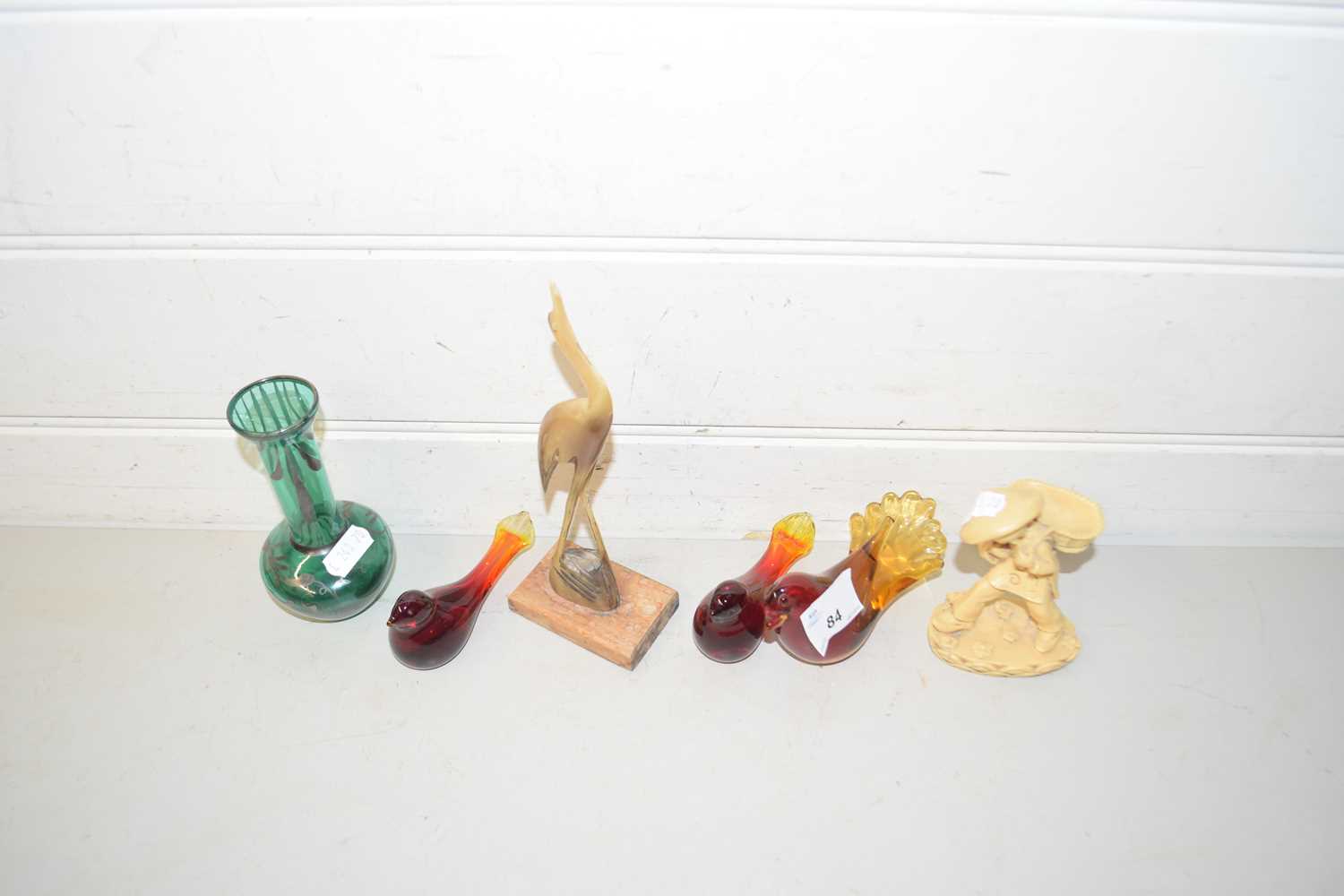 Mixed Lot: Glass birds and other assorted ornaments