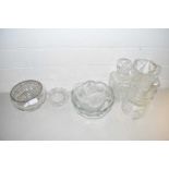 Mixed Lot: Various assorted glass bowls, vases etc