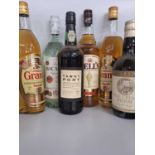 quantity of 8x assorted mixed spirits and alcohol, plus quantity of alchol minatures