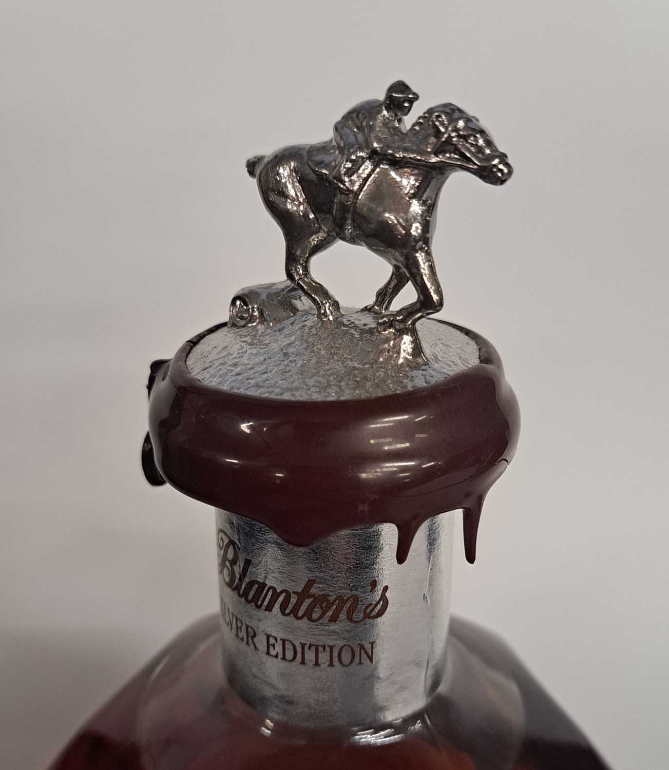 Blanton Silver Edition Bourbon Whiskey - Racehorse, from Barrel No: 71, 49% (98 Proof) Registered - Image 3 of 3