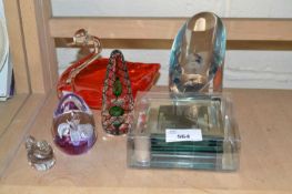 Mixed Lot: Paperweights and other items