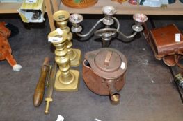 Mixed Lot: Brass candlesticks and other items