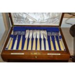 Goldsmiths & Silversmiths Company Ltd case of silver plated fish cutlery