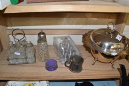 Mixed Lot: Silver plated serving dish, cruet and other items