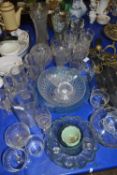 Large mixed lot of various assorted glass wares, to include bowls, jugs, vases etc