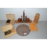 Mixed Lot: Wooden book ends, carved wooden owl, chess set etc