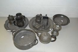Mixed Lot: Various assorted pewter wares to include tea set, tankard, plates etc