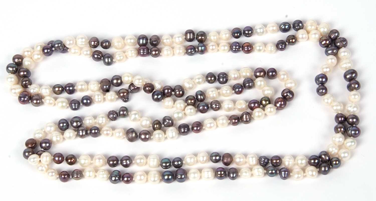 Single row of opera length mixed coloured small nugget baroque pearls, 82cm long - Image 2 of 2