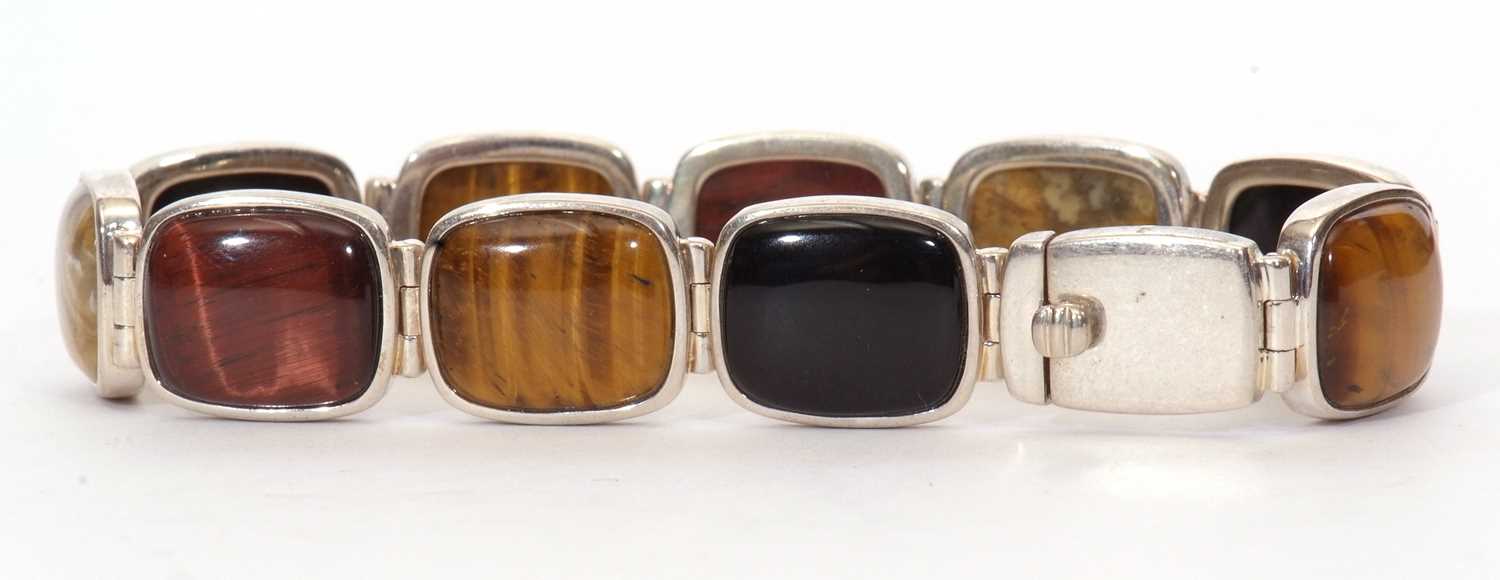 Modern 925 panelled bracelet comprising ten oval links, onyx, agate and tigers eye insets, stamped - Image 2 of 4