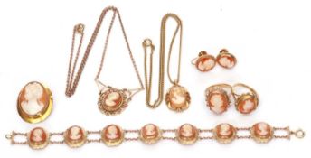 Group of cameo related jewellery to include a eight panelled link bracelet (tested for 9ct gold),
