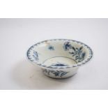 Lowestoft porcelain patty pan with blue and white designs within berry border (hairline to rim)