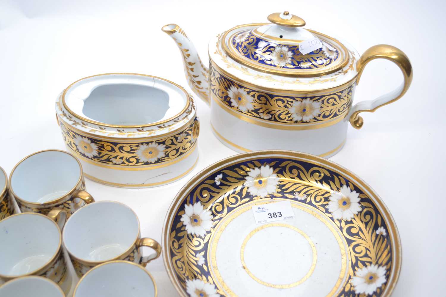 An early 19th Century New Hall or Coalport type tea set comprising twelve cups and saucers, twelve - Image 3 of 3