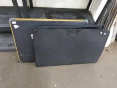 Two folios containing various artists supplies