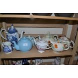 Mixed Lot: Various decorated teapots