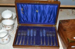 Case of fish cutlery