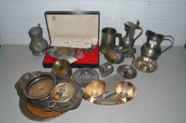 Mixed Lot: Various silver plated, pewter and other metal wares to include serving trays, tankards,