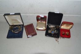 Mixed Lot: Various assorted cufflinks, costume jewellery etc