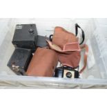 Mixed Lot: Vintage cameras to include Kodak, Box Brownie, Kodak 127 and others