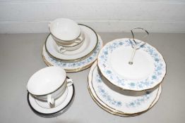 Mixed Lot: Various table wares to include Colclough and Royal Doulton