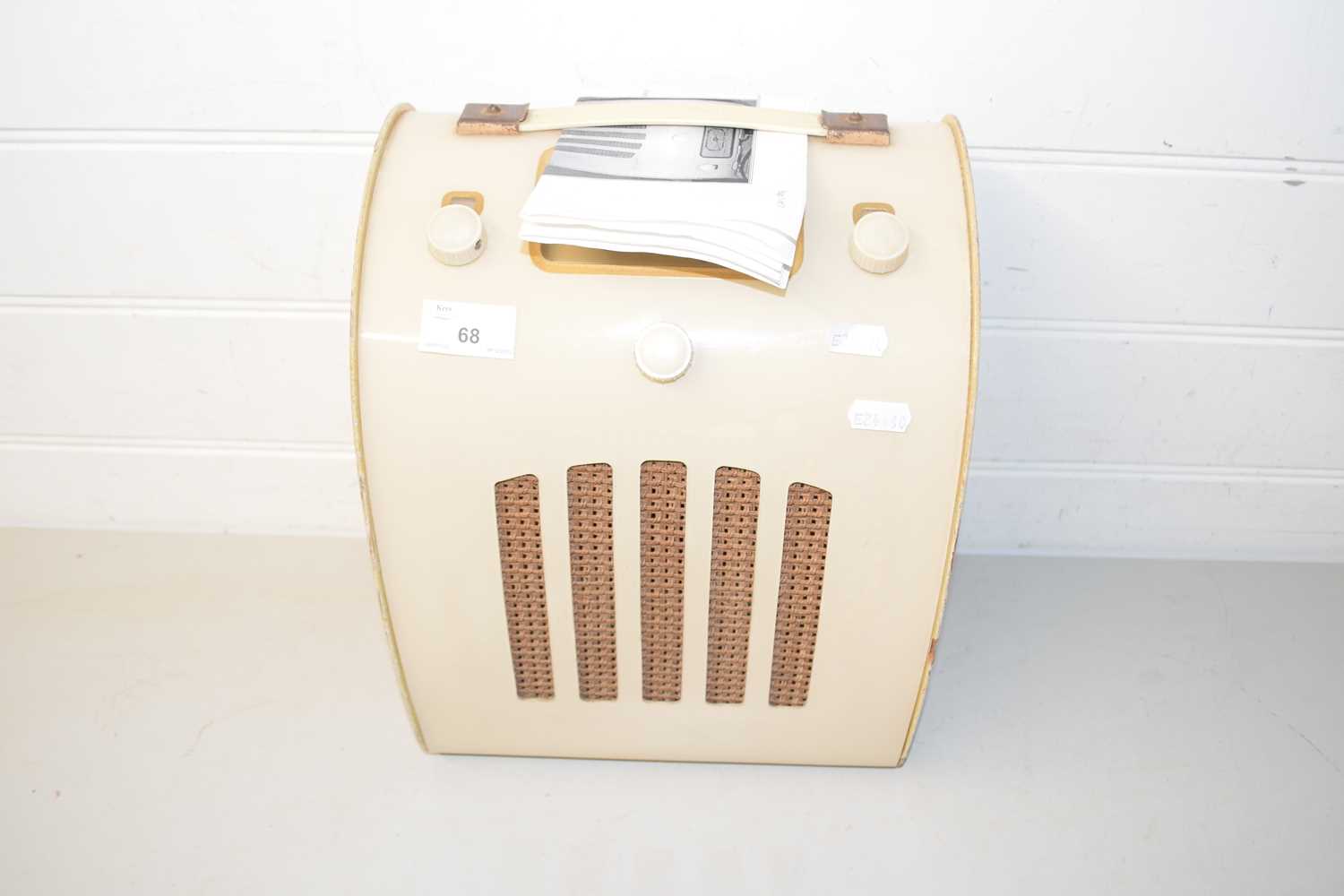 Vintage Ever Ready model C radio