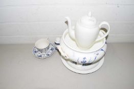 Mixed Lot: Various ceramics to include a blue and white soup tureen, coffee pot and other items