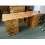 Modern pine desk, 139L x44d x 73cm h
