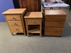 Quantity of side tables with drawers, (3)