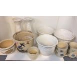 Quantity of various pots
