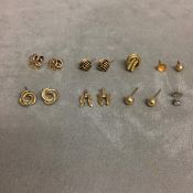 Collection of 9ct gold yellow metal earrings & single white gold diamond ear stud